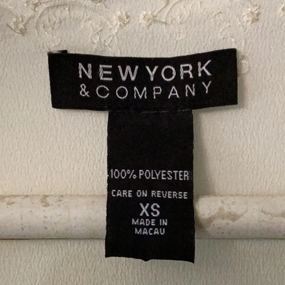 Top - Picture 3 of 3